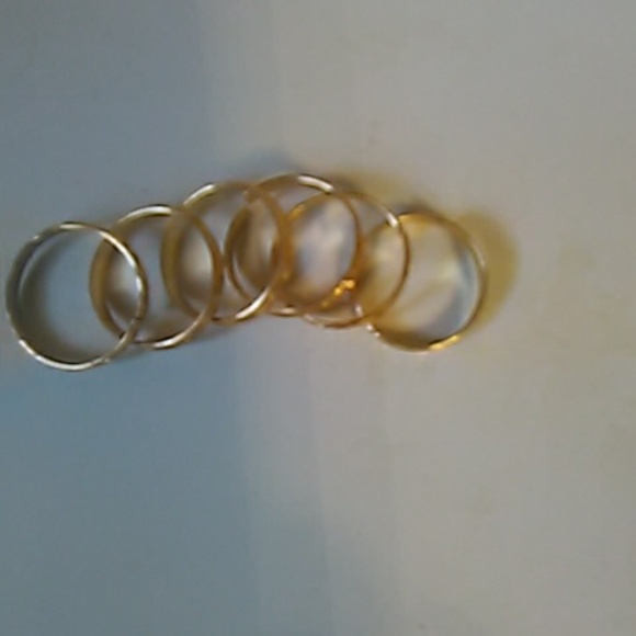 💲1⃣▶▶Delicate Gold Stackable Rings - 6-Piece Set - Picture 2 of 7